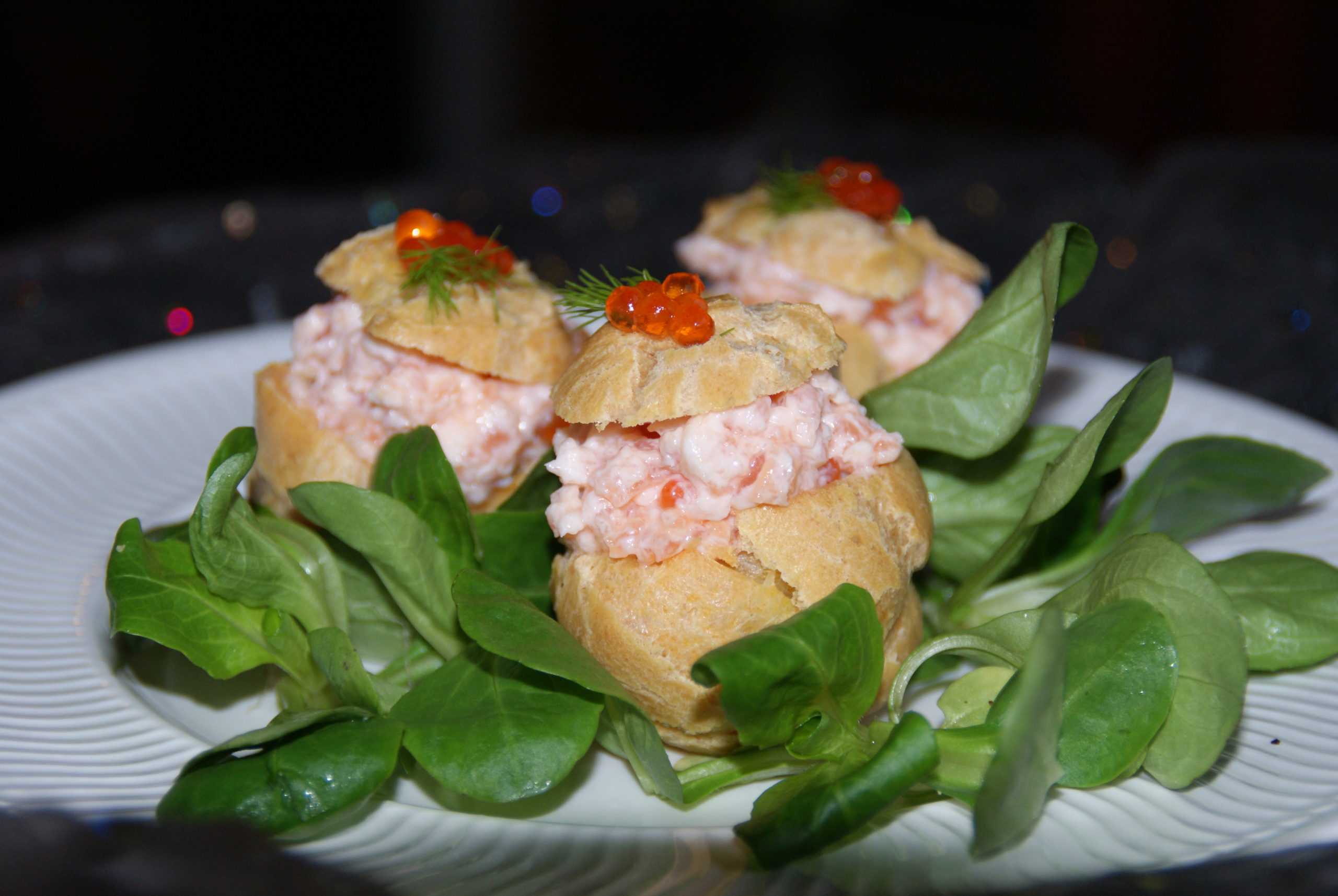 Profitéroles de Saumon mariné aux Agrumes et au Fenouil